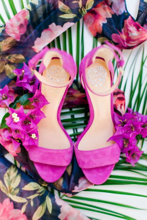 Bold floral styling detail